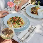 Monoslow - Wine, Dine & Rest Bed and Breakfast 3*