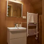 Monoslow - Wine, Dine & Rest Bed and Breakfast
