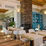 Monoslow - Wine, Dine & Rest Bed and Breakfast 3*