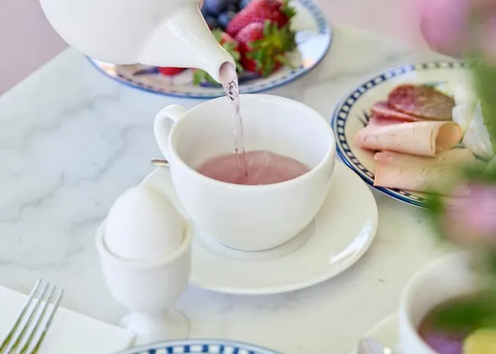 Monoslow - Wine, Dine & Rest Monoszlo