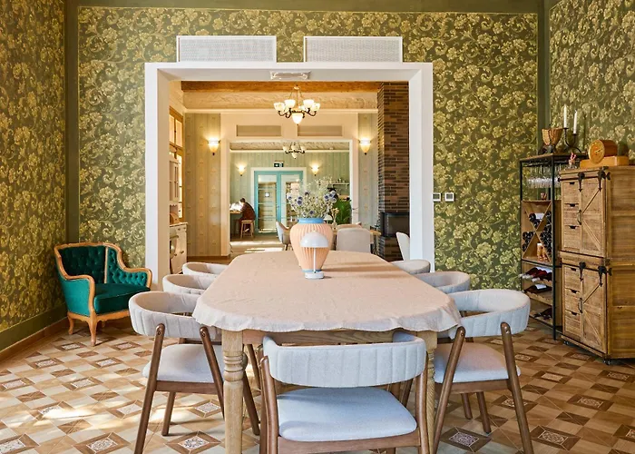 Bed and Breakfast Monoslow - Wine, Dine & Rest