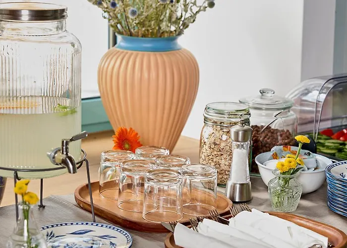 Monoslow - Wine, Dine & Rest Nocleg ze śniadaniem