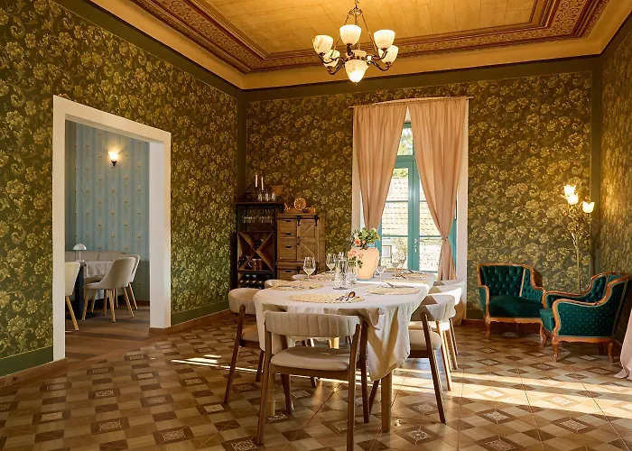 Monoslow - Wine, Dine & Rest